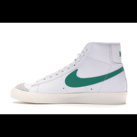Nike Blazer Mid 77 - Picture 2 of 7
